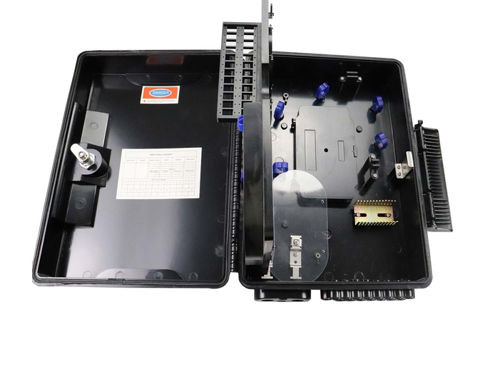 جعبه ترمینال فیبر نوری 16 هسته ای Caixa Anatel Cto Box 1x16 Ip65 1